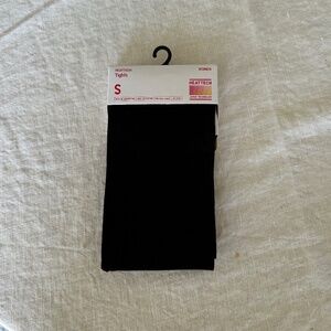 UNIQLO Heattech tights